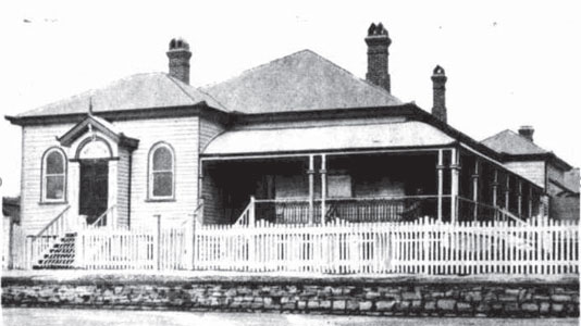 Royal-Bank-of-Queensland-Stanthorpe-1904